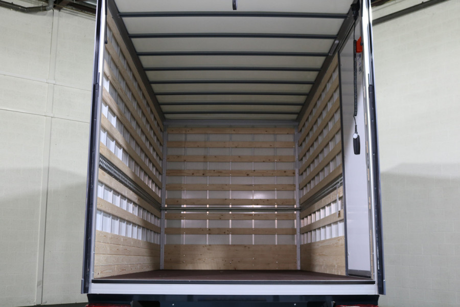 Iveco Daily 40C18 3.0 Bakwagen met Laadklep Automaat (Nieuw Model)