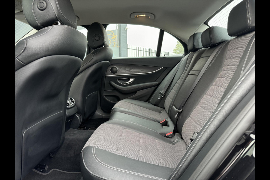 Mercedes-Benz E-Klasse 200 Premium 1e Eigenaar,Navi,Trekhaak,Clima,Cruise,Leder,184pk,N.A.P,APK tot 06-2026