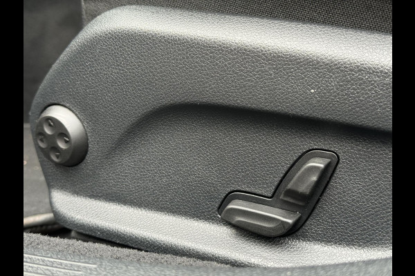 Mercedes-Benz E-Klasse 200 Premium 1e Eigenaar,Navi,Trekhaak,Clima,Cruise,Leder,184pk,N.A.P,APK tot 06-2026