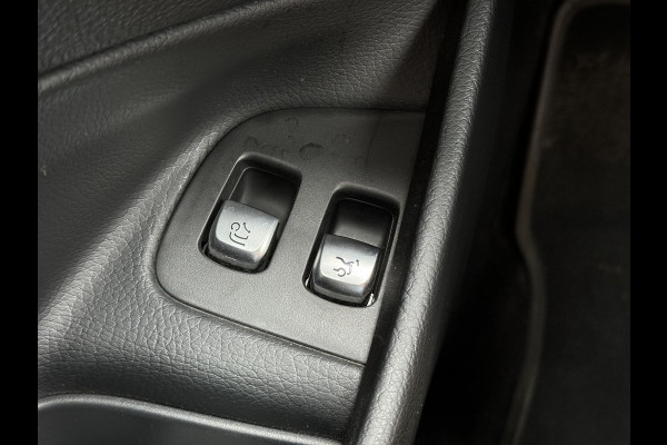 Mercedes-Benz E-Klasse 200 Premium 1e Eigenaar,Navi,Trekhaak,Clima,Cruise,Leder,184pk,N.A.P,APK tot 06-2026