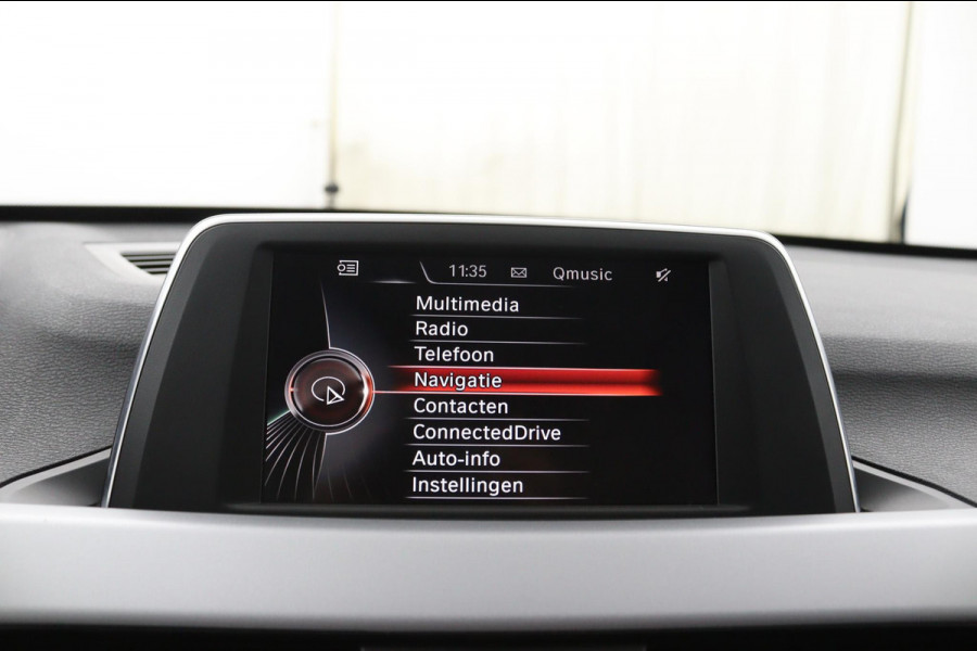 BMW X1 sDrive18i Cent.Exe*FULL-LED*NAVI*SPORTSTOEL*ECC*
