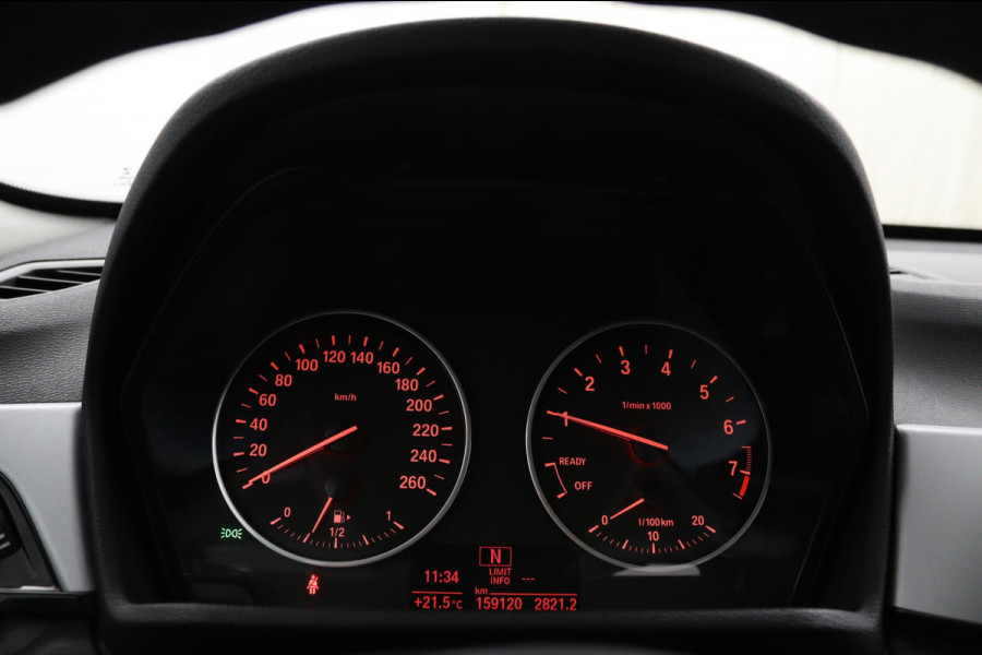 BMW X1 sDrive18i Cent.Exe*FULL-LED*NAVI*SPORTSTOEL*ECC*