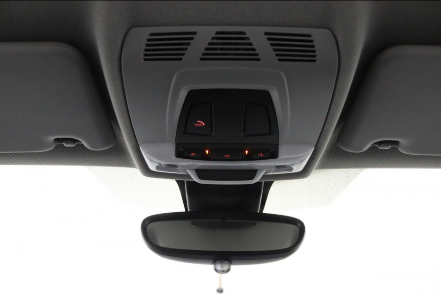 BMW X1 sDrive18i Cent.Exe*FULL-LED*NAVI*SPORTSTOEL*ECC*