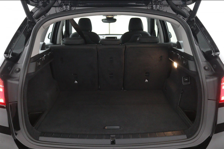 BMW X1 sDrive18i Cent.Exe*FULL-LED*NAVI*SPORTSTOEL*ECC*