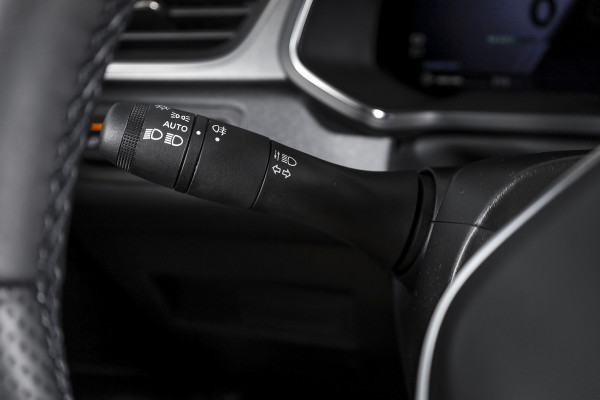 Renault Symbioz 1.6 E-Tech full hybrid 145 techno - Automaat | Dig. Cockpit | Adapt. Cruise | Stoel-+Stuurverw. | PDC | Camera | NAV + App. Connect | ECC | LM 18" | 2448