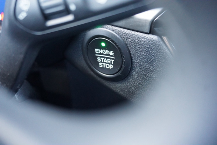 Ford Kuga PHEV Titanium AFN.HAAK (1500KG) | ADAPTIVE | WINTERPACK | DAB+ VERKOCHT