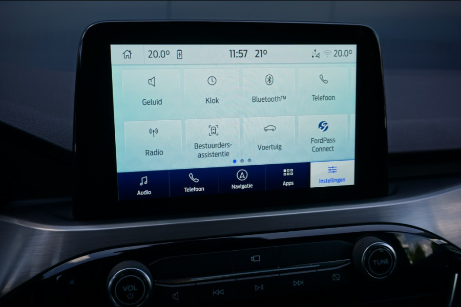 Ford Kuga PHEV Titanium AFN.HAAK (1500KG) | ADAPTIVE | WINTERPACK | DAB+ VERKOCHT