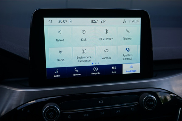 Ford Kuga PHEV Titanium AFN.HAAK (1500KG) | ADAPTIVE | WINTERPACK | DAB+ VERKOCHT