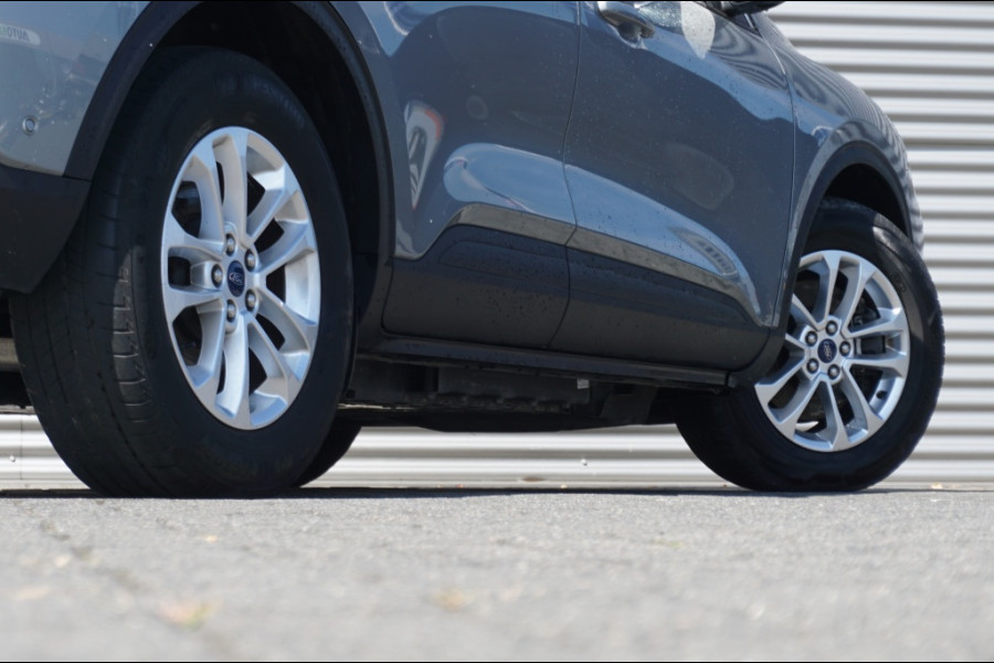 Ford Kuga PHEV Titanium AFN.HAAK (1500KG) | ADAPTIVE | WINTERPACK | DAB+ VERKOCHT