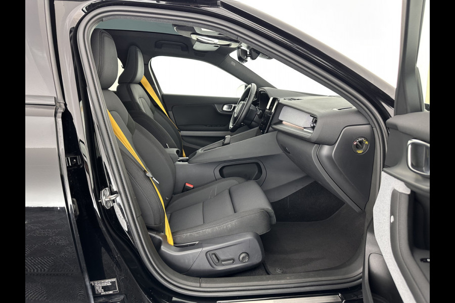 Polestar 2 Long Range Dual Motor Launch Edition 78kWh [ 3-Fase ] (INCL-BTW) *PANO | NAVI-FULLMAP | FULL-LED | BLIND-SPOT | KEYLESS | LANE-ASSIST | DIGI-COCKPIT | CARPLAY | DAB+ | HEATED-COMFORTSEATS | ECC | MEMORY-PACK | PDC | 20''ALU*