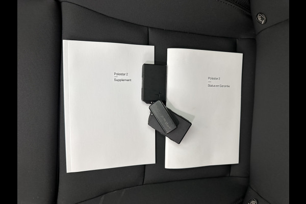Polestar 2 Long Range Dual Motor Launch Edition 78kWh [ 3-Fase ] (INCL-BTW) *PANO | NAVI-FULLMAP | FULL-LED | BLIND-SPOT | KEYLESS | LANE-ASSIST | DIGI-COCKPIT | CARPLAY | DAB+ | HEATED-COMFORTSEATS | ECC | MEMORY-PACK | PDC | 20''ALU*