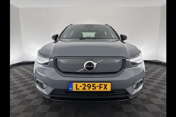 Volvo XC40 Recharge P8 AWD R-Design [ 3-Fase ] {SOH-89%} (INCL-BTW) *LEATHER-ALCANTARA | DIGI-COCKPIT | FULL-LED | PREMIUM-AUDIO | TOP-VIEW | CARPLAY | NAVI-FULLMAP | ECC | PDC | KEYLESS | HEATED-SPORTSEATS | BLIS | PRIVACY-GLASS | TOWBAR | 19 "ALU