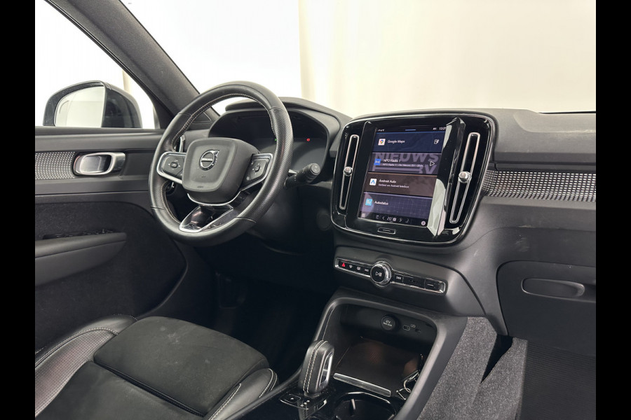 Volvo XC40 Recharge P8 AWD R-Design [ 3-Fase ] {SOH-89%} (INCL-BTW) *LEATHER-ALCANTARA | DIGI-COCKPIT | FULL-LED | PREMIUM-AUDIO | TOP-VIEW | CARPLAY | NAVI-FULLMAP | ECC | PDC | KEYLESS | HEATED-SPORTSEATS | BLIS | PRIVACY-GLASS | TOWBAR | 19 "ALU