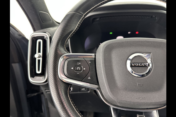 Volvo XC40 Recharge P8 AWD R-Design [ 3-Fase ] {SOH-89%} (INCL-BTW) *LEATHER-ALCANTARA | DIGI-COCKPIT | FULL-LED | PREMIUM-AUDIO | TOP-VIEW | CARPLAY | NAVI-FULLMAP | ECC | PDC | KEYLESS | HEATED-SPORTSEATS | BLIS | PRIVACY-GLASS | TOWBAR | 19 "ALU