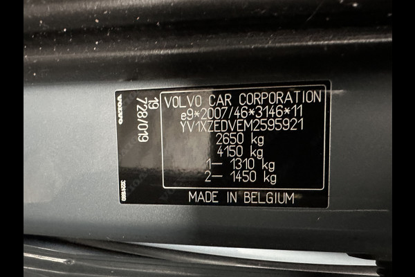 Volvo XC40 Recharge P8 AWD R-Design [ 3-Fase ] {SOH-89%} (INCL-BTW) *LEATHER-ALCANTARA | DIGI-COCKPIT | FULL-LED | PREMIUM-AUDIO | TOP-VIEW | CARPLAY | NAVI-FULLMAP | ECC | PDC | KEYLESS | HEATED-SPORTSEATS | BLIS | PRIVACY-GLASS | TOWBAR | 19 "ALU