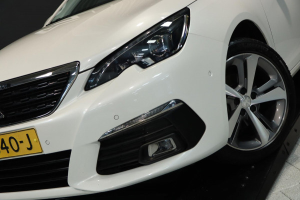 Peugeot 308 SW 1.2 PureTech Blue / PANO / DODEHOEK / 2X MESSAGE / CAMERA / CARPLAY