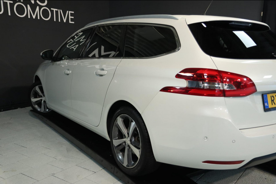 Peugeot 308 SW 1.2 PureTech Blue / PANO / DODEHOEK / 2X MESSAGE / CAMERA / CARPLAY