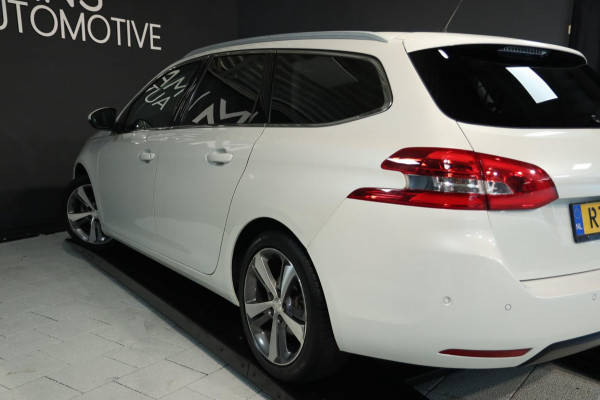 Peugeot 308 SW 1.2 PureTech Blue / PANO / DODEHOEK / 2X MESSAGE / CAMERA / CARPLAY