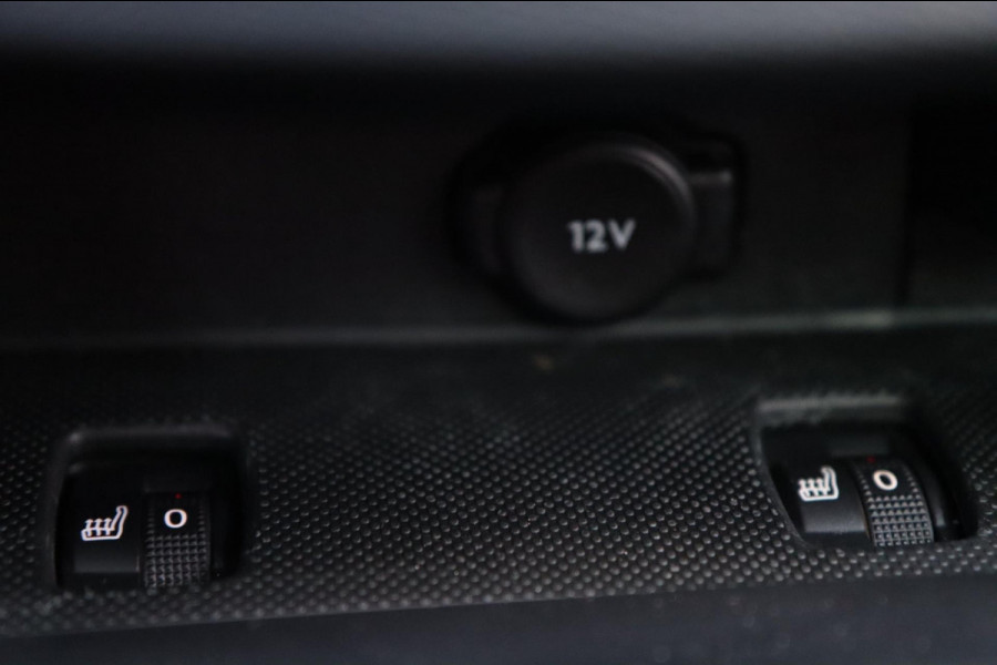 Peugeot 308 SW 1.2 PureTech Blue / PANO / DODEHOEK / 2X MESSAGE / CAMERA / CARPLAY