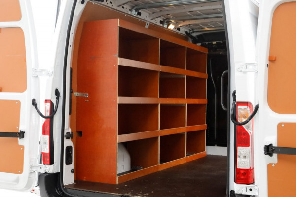 Nissan NV400 Master/Movano 2.3 dCi 136pk L2H2 Van den Born Glasresteel Navi/Camera 07-2020