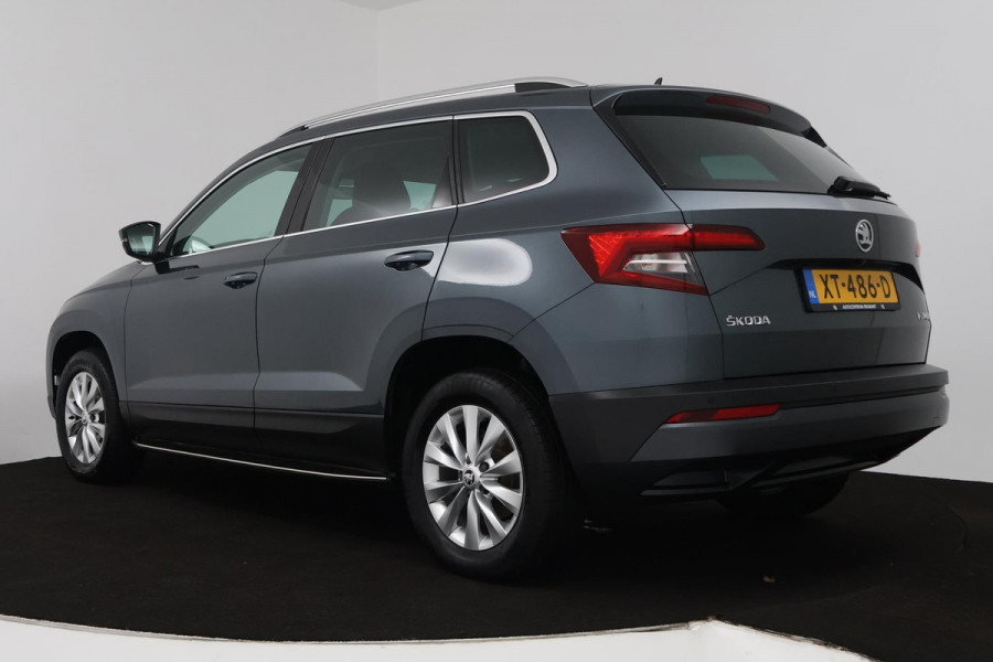 Škoda Karoq 1.0 TSI Clever Edition (DIGITALE COCKPIT, STOELVERWARMING, ACHTERUITRIJCAMERA, AUTOMAAT, CRUISE CONTROL)