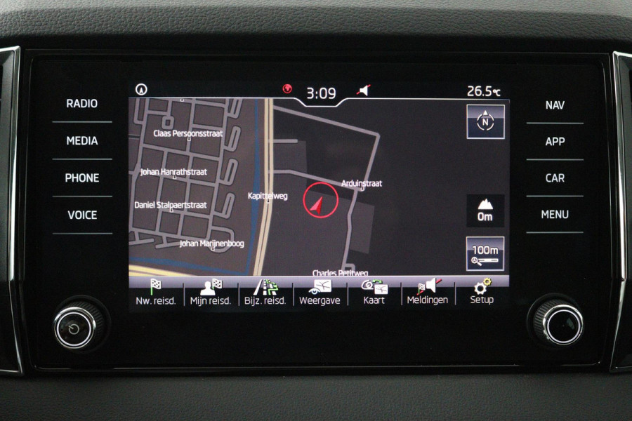 Škoda Karoq 1.0 TSI Clever Edition (DIGITALE COCKPIT, STOELVERWARMING, ACHTERUITRIJCAMERA, AUTOMAAT, CRUISE CONTROL)