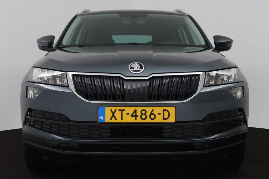 Škoda Karoq 1.0 TSI Clever Edition (DIGITALE COCKPIT, STOELVERWARMING, ACHTERUITRIJCAMERA, AUTOMAAT, CRUISE CONTROL)
