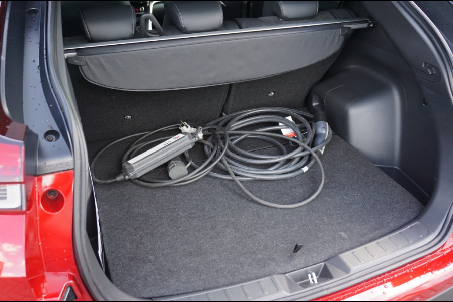 Mitsubishi Eclipse Cross PHEV Intense+ AUTOMAAT CARPLAY | CAMERA | HAAK | STOELVERW.