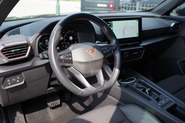 CUPRA Formentor 1.4 e-Hybrid 204 PK Adrenaline, Trekhaak, Adap. Cruise Control, Sfeerverlichting, LED