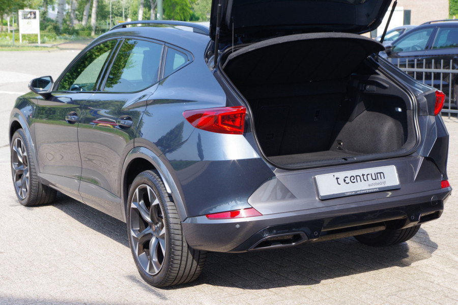 CUPRA Formentor 1.4 e-Hybrid 204 PK Adrenaline, Trekhaak, Adap. Cruise Control, Sfeerverlichting, LED
