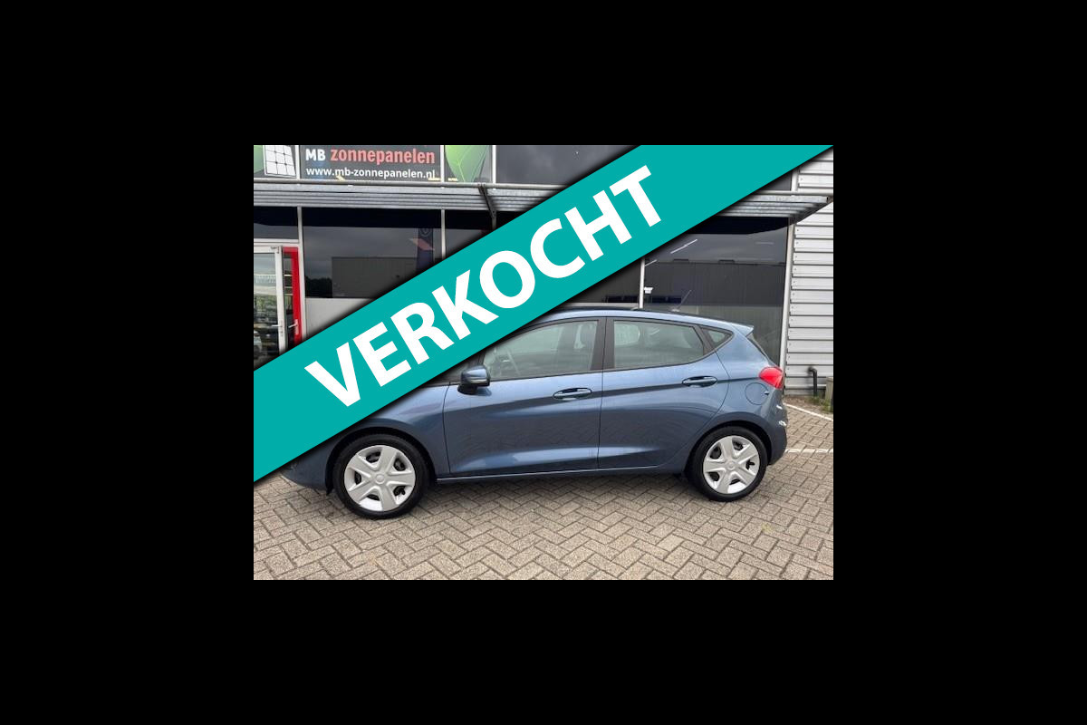 Ford Fiesta 1.1 Trend NL-auto/50.000 km !!!/Trekhaak/Airco/Apple Car&Android Ford Fiesta 1.1 Trend NL-auto/50.000 km !!!/Trekhaak/Airco/Apple Car&Android