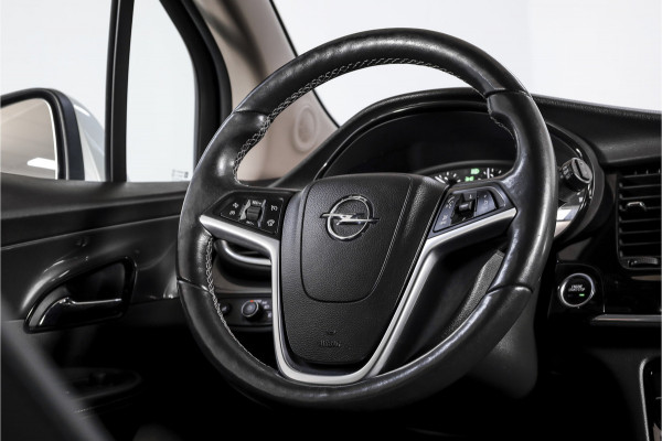 Opel Mokka X 1.4 Turbo Innovation 140 PK | Cruise | Stoel-+Stuurverw | PDC | Camera | NAV + App. Connect| ECC | DAB | LM 17" |