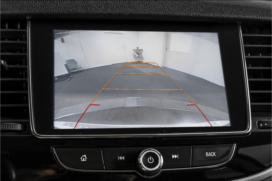 Opel Mokka X 1.4 Turbo Innovation 140 PK | Cruise | Stoel-+Stuurverw | PDC | Camera | NAV + App. Connect| ECC | DAB | LM 17" |