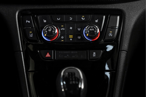 Opel Mokka X 1.4 Turbo Innovation 140 PK | Cruise | Stoel-+Stuurverw | PDC | Camera | NAV + App. Connect| ECC | DAB | LM 17" |