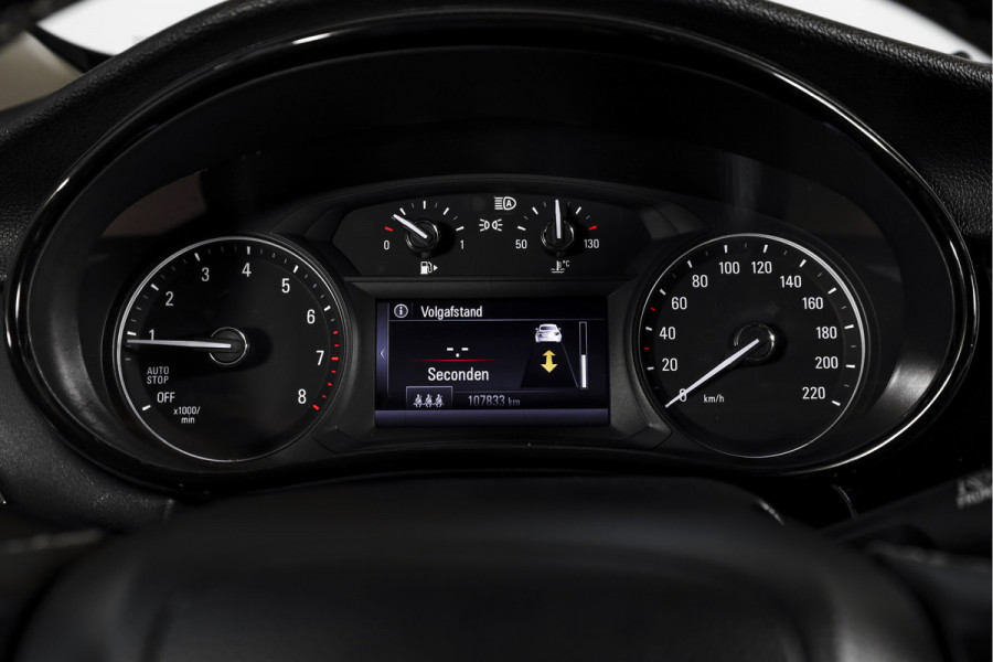 Opel Mokka X 1.4 Turbo Innovation 140 PK | Cruise | Stoel-+Stuurverw | PDC | Camera | NAV + App. Connect| ECC | DAB | LM 17" |