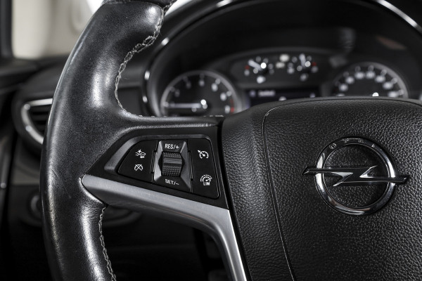 Opel Mokka X 1.4 Turbo Innovation 140 PK | Cruise | Stoel-+Stuurverw | PDC | Camera | NAV + App. Connect| ECC | DAB | LM 17" |