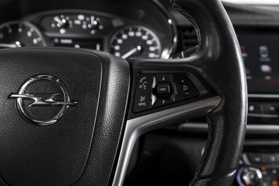 Opel Mokka X 1.4 Turbo Innovation 140 PK | Cruise | Stoel-+Stuurverw | PDC | Camera | NAV + App. Connect| ECC | DAB | LM 17" |