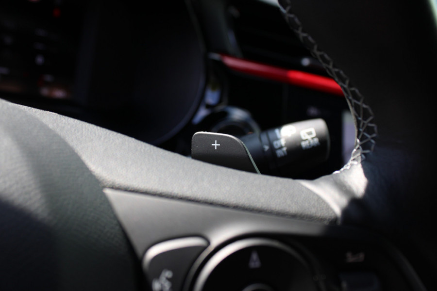 Opel Corsa 1.2 GS Line | Automaat | Carplay | Camera | BLIS | Cruise Control