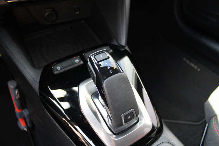 Opel Corsa 1.2 GS Line | Automaat | Carplay | Camera | BLIS | Cruise Control