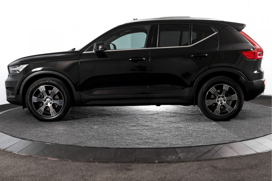Volvo XC40 2.0 B4 Inscription Automaat | Luxury Pack | Park Assist Pack |  S/K-Panodak | Adapt. Cruise | 360 Camera | PDC | NAV + App Connect | ECC | Elek.Trekhaak | LM 18'' |