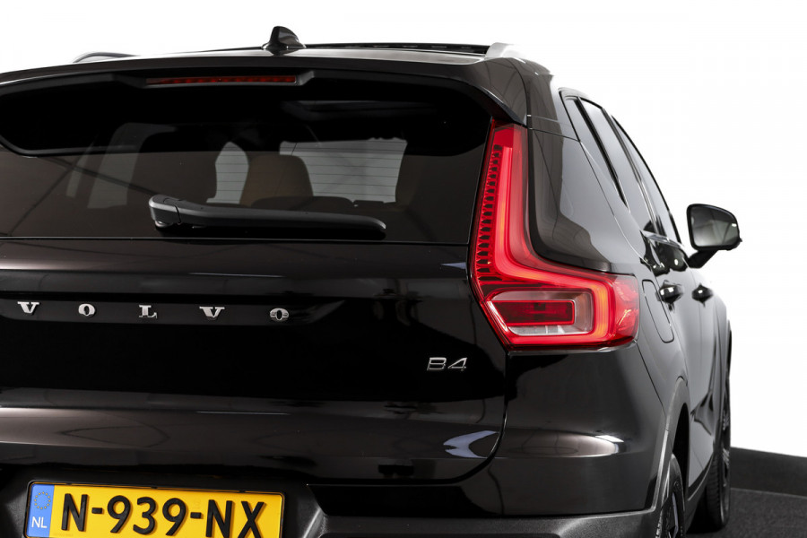 Volvo XC40 2.0 B4 Inscription Automaat | Luxury Pack | Park Assist Pack |  S/K-Panodak | Adapt. Cruise | 360 Camera | PDC | NAV + App Connect | ECC | Elek.Trekhaak | LM 18'' |