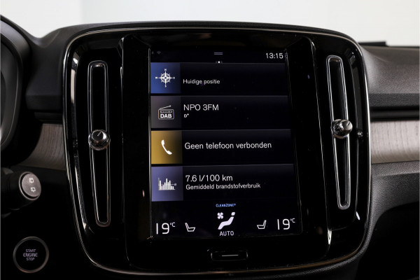 Volvo XC40 2.0 B4 Inscription Automaat | Luxury Pack | Park Assist Pack |  S/K-Panodak | Adapt. Cruise | 360 Camera | PDC | NAV + App Connect | ECC | Elek.Trekhaak | LM 18'' |