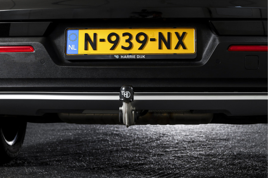 Volvo XC40 2.0 B4 Inscription Automaat | Luxury Pack | Park Assist Pack |  S/K-Panodak | Adapt. Cruise | 360 Camera | PDC | NAV + App Connect | ECC | Elek.Trekhaak | LM 18'' |