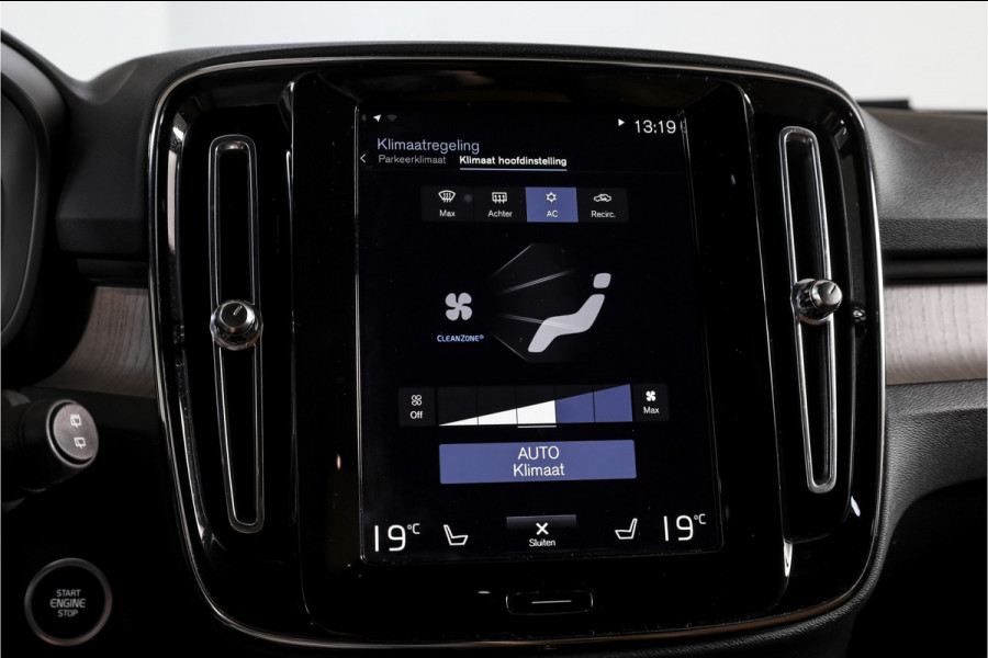 Volvo XC40 2.0 B4 Inscription Automaat | Luxury Pack | Park Assist Pack |  S/K-Panodak | Adapt. Cruise | 360 Camera | PDC | NAV + App Connect | ECC | Elek.Trekhaak | LM 18'' |