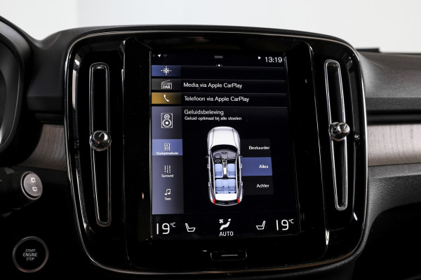 Volvo XC40 2.0 B4 Inscription Automaat | Luxury Pack | Park Assist Pack |  S/K-Panodak | Adapt. Cruise | 360 Camera | PDC | NAV + App Connect | ECC | Elek.Trekhaak | LM 18'' |