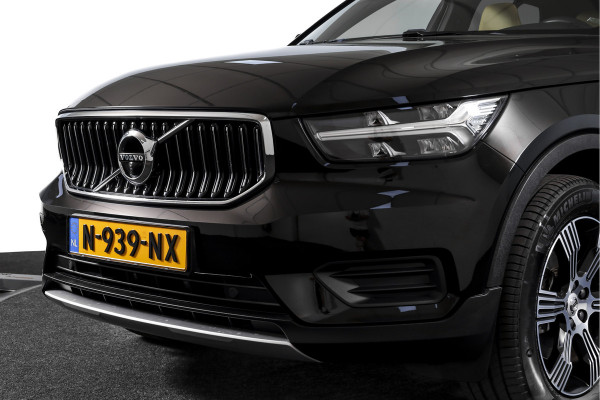 Volvo XC40 2.0 B4 Inscription Automaat | Luxury Pack | Park Assist Pack |  S/K-Panodak | Adapt. Cruise | 360 Camera | PDC | NAV + App Connect | ECC | Elek.Trekhaak | LM 18'' |