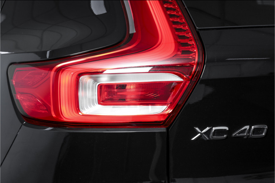 Volvo XC40 2.0 B4 Inscription Automaat | Luxury Pack | Park Assist Pack |  S/K-Panodak | Adapt. Cruise | 360 Camera | PDC | NAV + App Connect | ECC | Elek.Trekhaak | LM 18'' |
