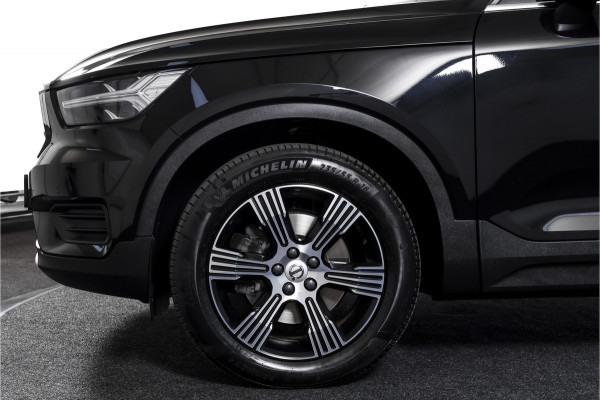 Volvo XC40 2.0 B4 Inscription Automaat | Luxury Pack | Park Assist Pack |  S/K-Panodak | Adapt. Cruise | 360 Camera | PDC | NAV + App Connect | ECC | Elek.Trekhaak | LM 18'' |