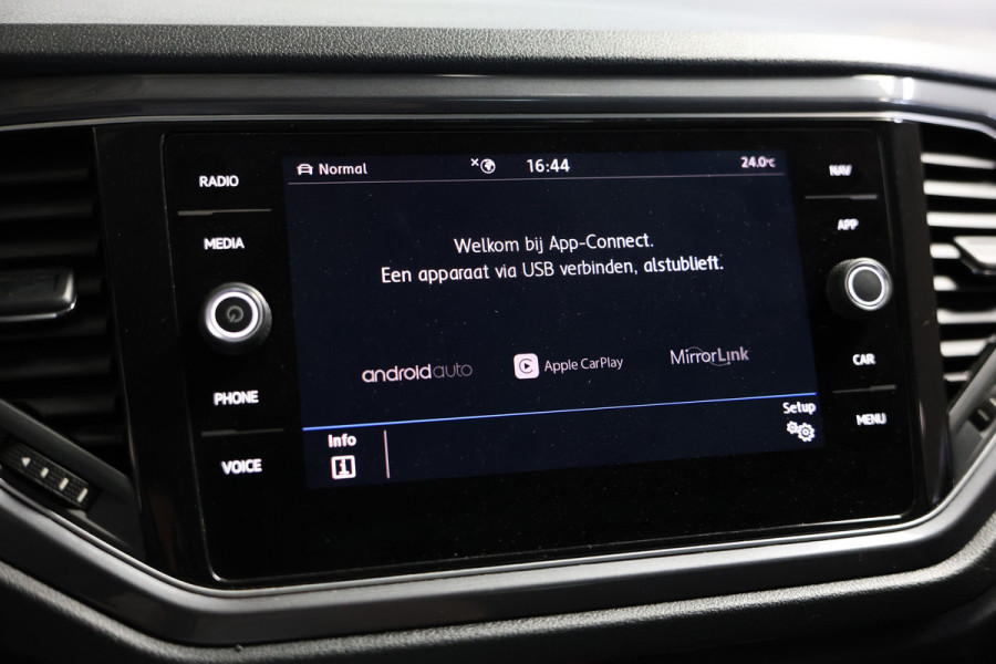 Volkswagen T-Roc 1.5 TSI Sport 4motion DSG IQ VIRTUAL CARPLAY ACC '19