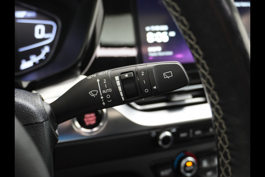 Kia Niro 1.6GDi 142PK Hybrid AUT. ExecutiveLine Leer+Memory Schuif-kanteldak Trekhaak JBL®-Sound Apple Carplay Android Auto Adap.Cruise N DAB Keyless Led Privacy Glas Subwoofer Rijstrooksensor Regen-Lichtsensor 1e Eigenaar Dealeronderhouden Zeer compleet!